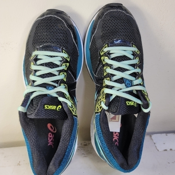 ASICS Women's GT-2000 4 Running Shoe Size 9 - Picture 6 of 7